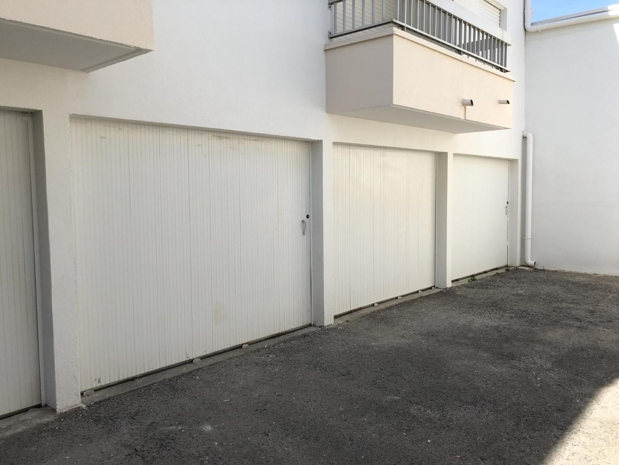 Duplex Centre Ville - 50M De La Plage - Clim - Garage - Netflix Le Grau-du-Roi Habitación foto